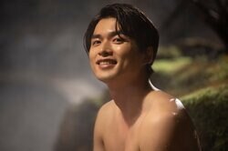 白洲迅演じるイケメン敏腕社長、温泉で魅せる肉体美に「入浴シーンキター」「いいカラダ」と興奮の声殺到