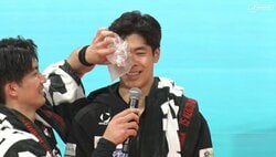 強烈スパイクが顔面直撃「ちょっと目が腫れてますけど…」男子バレー日本代表が“痛々しい姿”でファンの前に登場 後輩にいじられる珍光景も