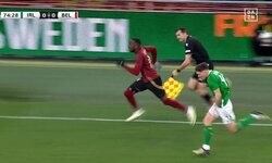 陸上選手か？ いやサッカーのベルギー代表FWだ！ 驚愕の“神速スプリント”で敵をぶっちぎる→アシスト未遂にファン興奮「速すぎだろ」「体の使い方好き」