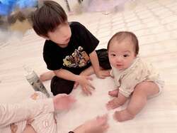  辻希美、長女・希空と数日ぶりに再会した次女の反応「ガン見してました笑笑」 