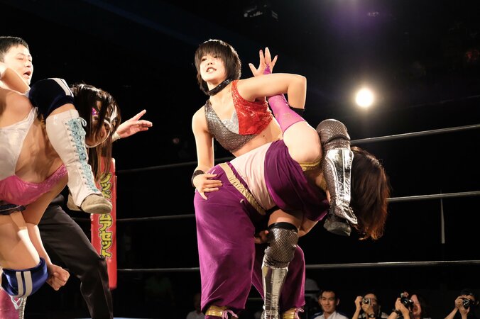 母親の夢を叶えるために…仮面女子・川村虹花プロレスデビュー！敗れるも無限の可能性 1枚目
