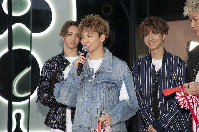 AbemaTV公開スタジオ『UDAGAWA BASE』がオープン！ 初日祝いにFANTASTICSが登場 4枚目