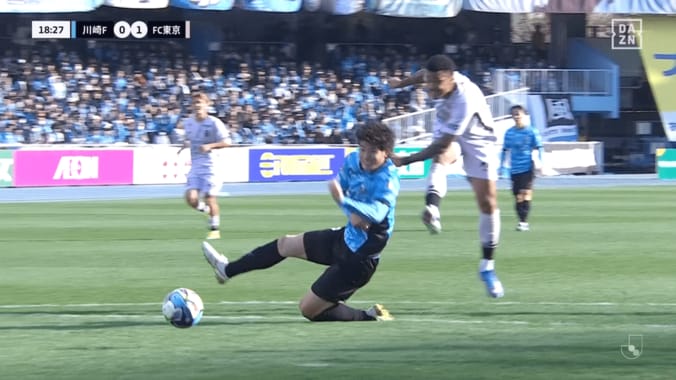 「なんというパワー！」GKの手を弾き飛ばす“衝撃ボレー”にファン騒然 FC東京9番が豪快弾「うますぎ」「えぐいっす」 4枚目