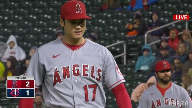 「しゃあ、おりゃ！」大谷翔平、気迫の“雄叫びストレート”で三者三振 ファンも大興奮「鳥肌立った」「もう惚れるしかない」 1枚目