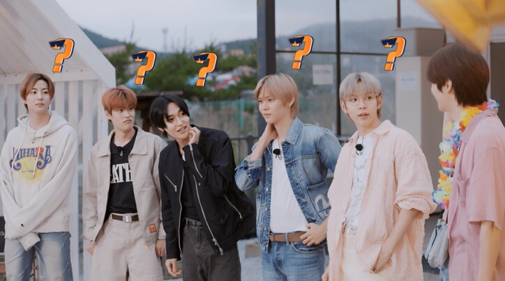 【写真・画像】超人気アイドルグループ、旅の最後にどんでん返しで衝撃の結末…!フリーズし、泣きそうになるメンバーも 2枚目