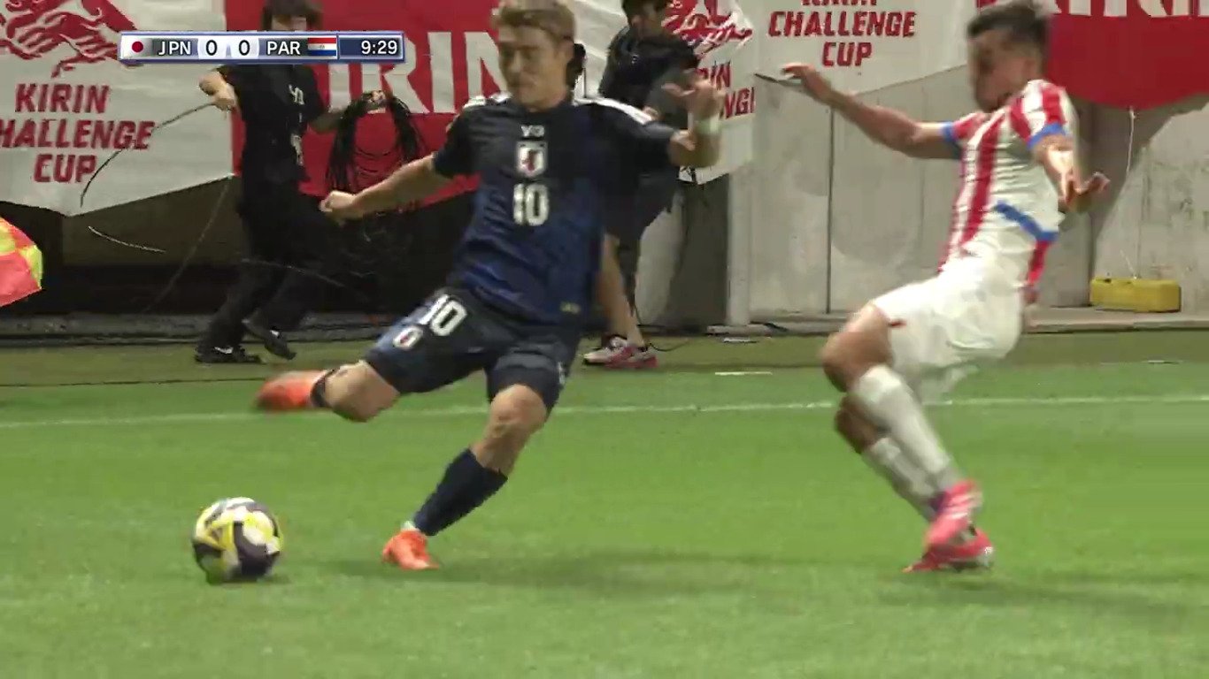 【映像】足首直撃の危険スライディング