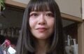 男性芸人3人と暮らす美女、セクシーな姿で現在の職業を明かし驚きの声「えっ!?」