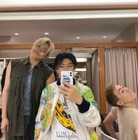 「まじ大好き」「最高にかっこよかったです！！！！！」佐野玲於、小森隼＆中務裕太との楽屋ショットを公開し話題