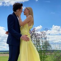 ベッカム家の長男が『トランスフォーマー』女優と婚約！ 母ヴィクトリアも大喜び