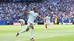 【W杯】エムバペのスーパーゴールでフランスがベスト4進出！　史上2人目の通算20得点&メッシに並ぶ今大会8点目