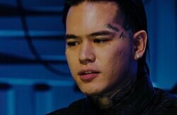 異常な家庭環境…人気アーティスト、川崎での壮絶な幼少期を明かす「善悪の判断も全くなかった」