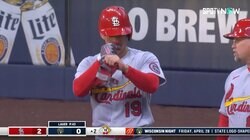 「ヌートバーの分まで！」韓国代表のクールガイ・エドマンが塁上で見せた“控えめミルミル”に「かわいい」の声