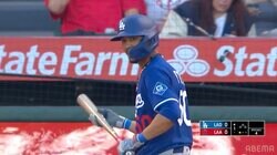 「明らかに細く…」ドジャース、ベッツが2週間ぶり実戦復帰で敵地からも歓声…ファンひと安心も痩せた姿には心配の声「元気そうでよかった」