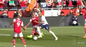 ファウルで止めろ！プレミア「最強3本の矢」トッテナムが世界に誇るアタッカー陣の攻撃力がエグい