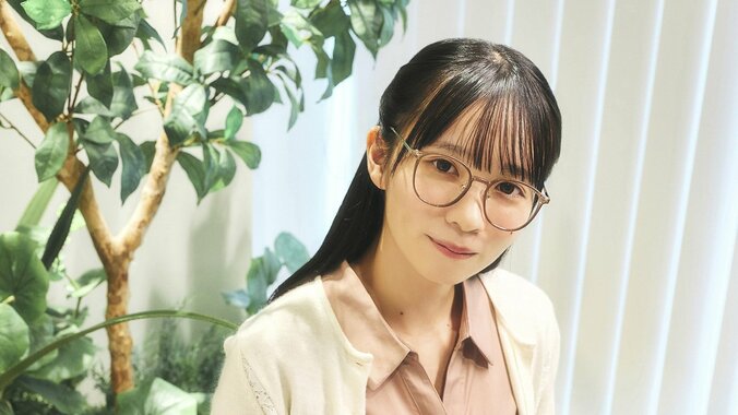 【写真・画像】椿野ゆうこ、現役気象予報士として働く姿を覗き見するグラビア ヤンマガWeb『働くお姉さん』　1枚目