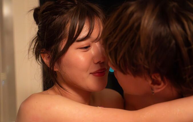 【写真・画像】宮崎美穂「AKBを卒業して再び選挙をするとは…」混浴での濃厚キスが大きな話題に！『ラブパワーキングダム～恋愛強者選挙～』みほ＆いっせいペアインタビュー　4枚目