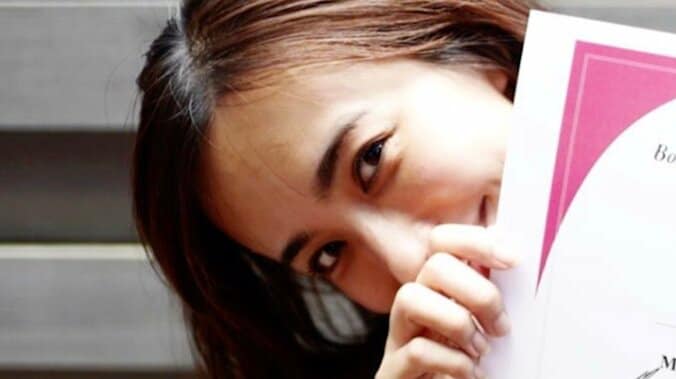 【写真・画像】マレーシア移住後に離婚した2児のシンママタレント 46歳の現在の姿に「まおみん」「相変わらずかわいい」の声　1枚目