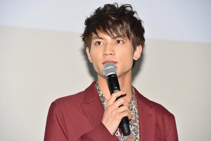 竹内涼真、初共演の板垣瑞生に感心「俺が18歳の時は髪形のことしか考えていなかった」 3枚目