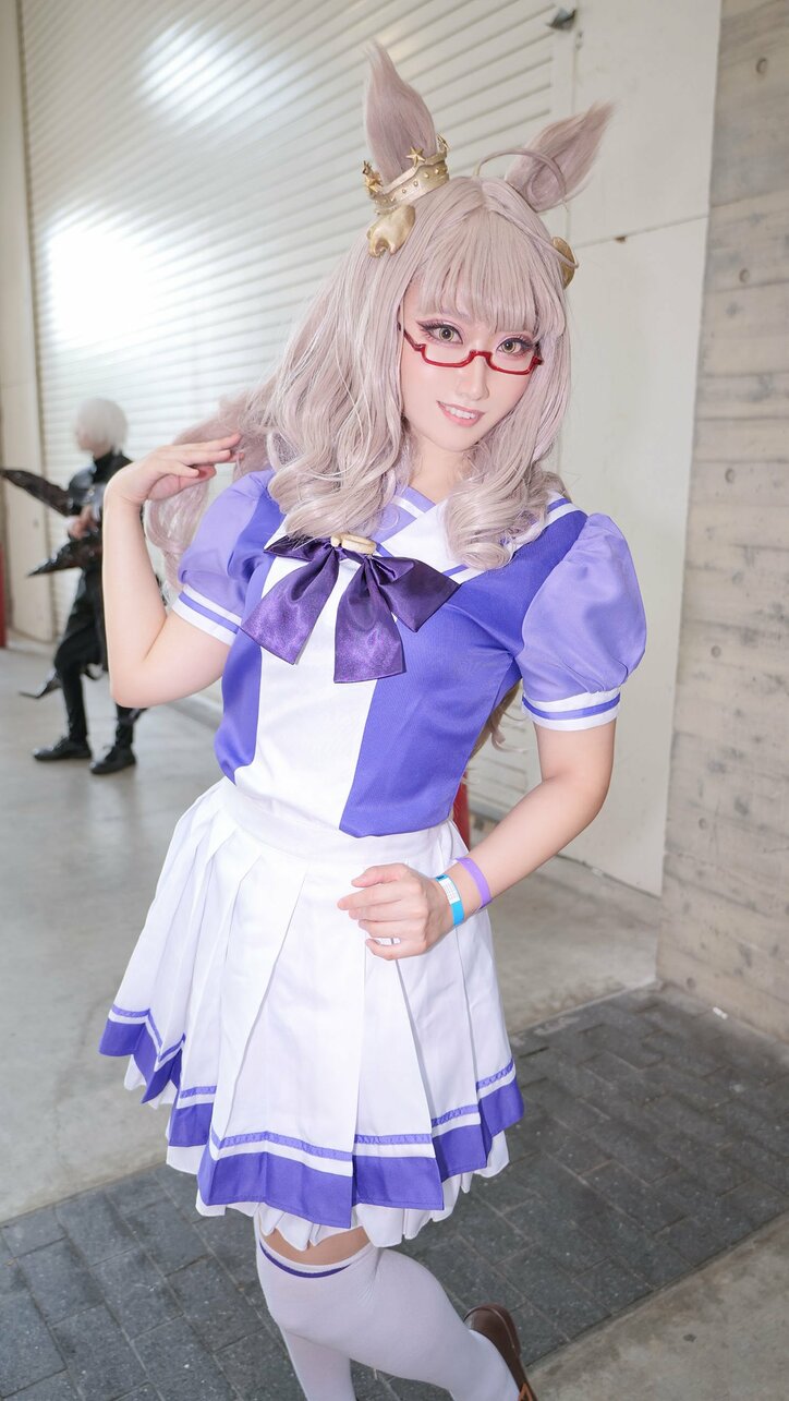 【写真・画像】『ウマ娘 プリティーダービー』ビワハヤヒデコスプレ画像　2枚目