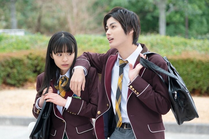 必死に追い求めていた“美しさ”とは?ルッキズムへの問題提起作『ブラックシンデレラ』第1話 ド平凡女子・愛波(莉子)がミスコンに出場するも…