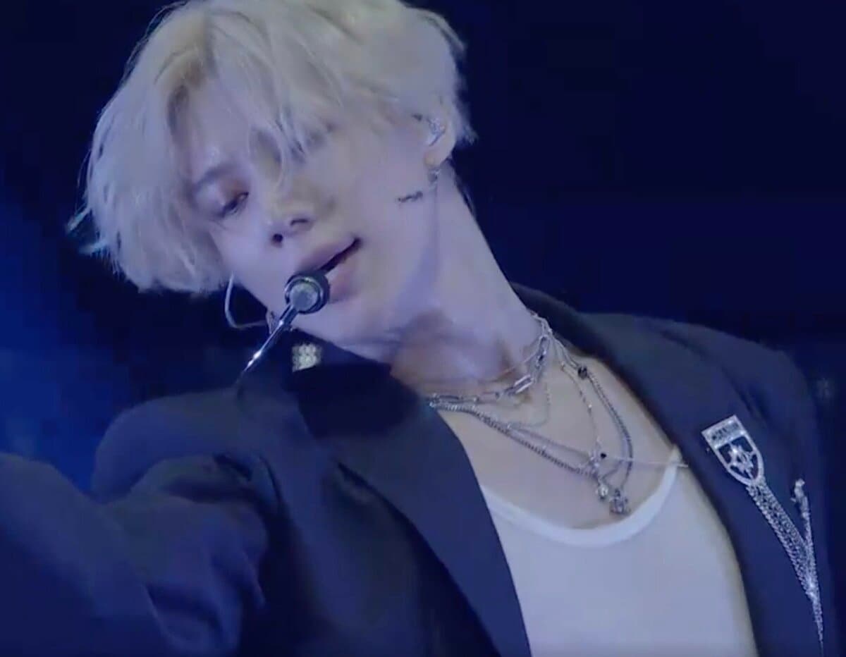 生きるレジェンド」「美しさが別格」SHINee・テミン（32）、色気爆発