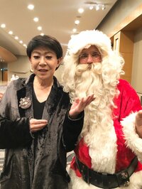 美川憲一『プレゼントしたわよ~』