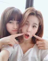 「大好き！！」「最高じゃん」「姉妹のよう」NiziU・ニナ、マコとのキュートな2ショット公開しファン絶賛