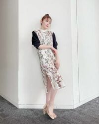 久間田琳加の“美脚チラリ”オフショットに「世界一可愛い」「透明感がスゴすぎ」の声