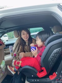 アレクサンダー『寒いのにアイスクリーム食べたがるカゲトラ‼️』