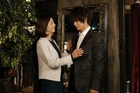 高岡早紀、窪田正孝に一目惚れ？　カリスマ女社長との出会いに翔ちゃんの運命は…『ヒモメン』第6話