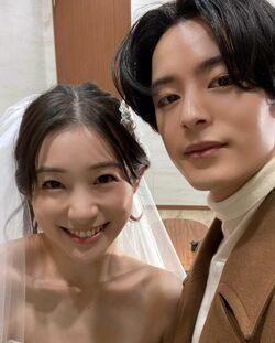 「ほんと推せる」「胸キュン祭りでした」塩野瑛久＆足立梨花、美しいウエディング姿の2ショットに反響