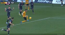 リアル・ブルーロックきた！ 後半アディショナルタイムにスペイン代表が空中トラップからの豪快ダイレクトボレーで劇的同点弾！鳥肌もののスーパーゴラッソ炸裂の瞬間