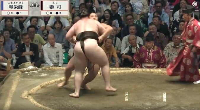 「琴栄峰、大丈夫か」取組直後に“苦悶” 吉田賢アナも指摘「ちょっと膝がカクンと…」大熱戦に称賛も心配の声 2枚目