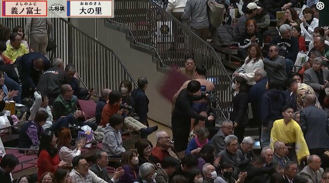 間一髪のところで直撃を回避