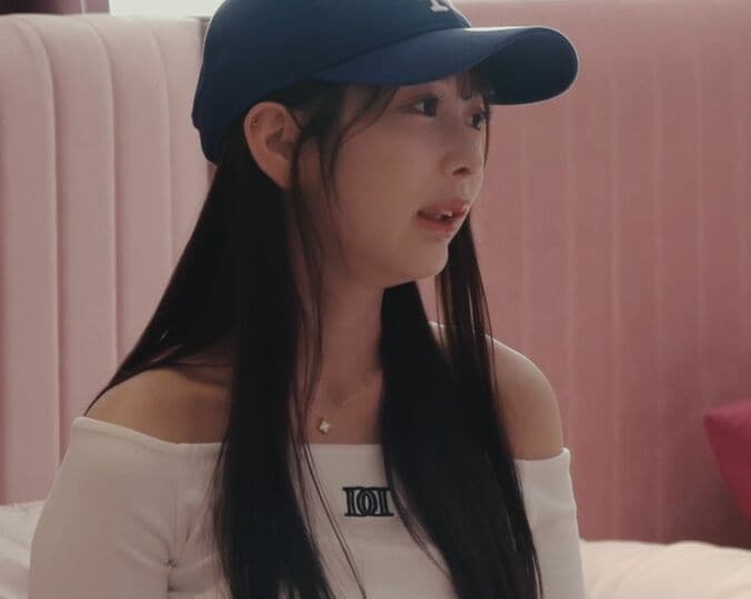 【写真・画像】「我慢できなかったんだ…」爆モテ32歳美女が激しいキス！ハイスペ経営者と何度も唇を重ね…濃厚キスの連続に「ええええ」スタジオ衝撃　1枚目