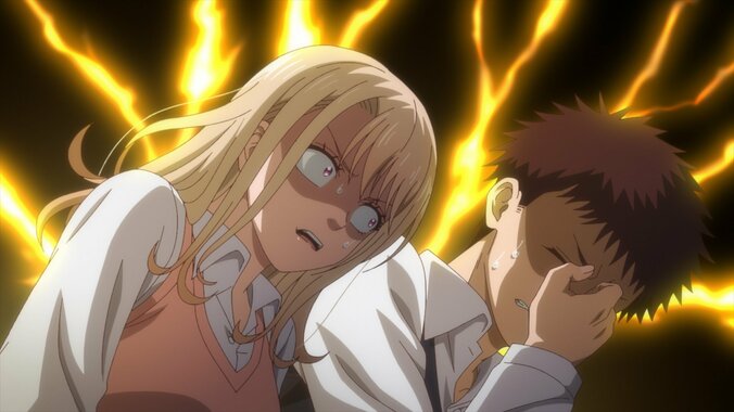 【写真・画像】メダカの気を引こうと意気込むモナの後ろで怪しげな視線を送る姿が…『黒岩メダカに私の可愛いが通じない』第2話あらすじ＆先行カット　5枚目