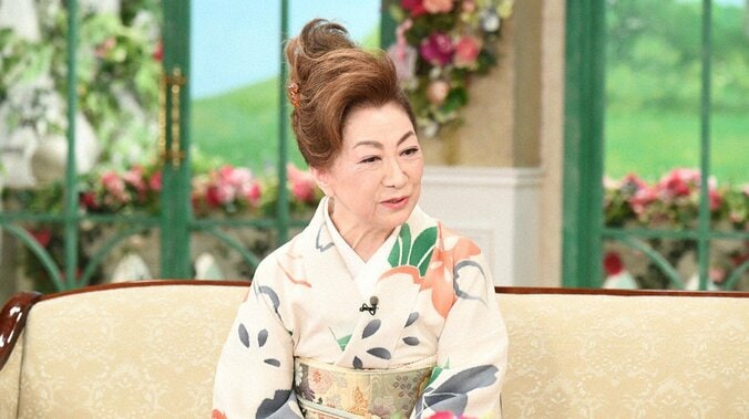 大月みやこ、21歳当時のスタイル抜群ビキニ姿を披露「すごいお見せになったんですね」 4枚目