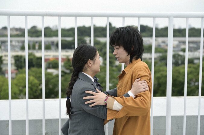 自殺の理由はいじめ？圭司（山田孝之）と祐太郎（菅田将暉）がぶち当たる“果てしなく深い闇”とは…『dele』第6話あらすじ（場面写真17枚） 8枚目