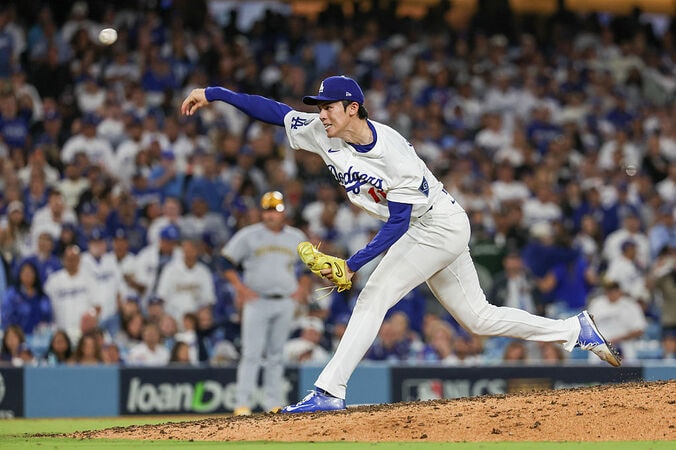 【写真・画像】一体、何が起きた…！？ 佐々木朗希、投球中に“異常事態”「すごい音だな」球場全体が異様な雰囲気になる「大魔神やん」「カッコよすぎ」　1枚目