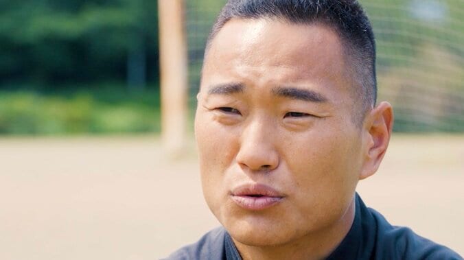 【写真・画像】Jリーグ1年目860万円→プロ9年目で1億円 元W杯選手が“年俸推移”を実額公開「移籍したら上がる」　1枚目