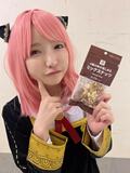  もえあず、気合を入れたアーニャのコスプレ姿を披露「実際にピンク髪やりたくなった」 