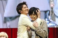 片寄涼太の抱きつきに吉野北人が興奮「いい匂いした」町田啓太と塩野瑛久は顔面褒め合う 『貴族降臨』ファンミレポート