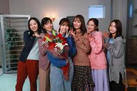 『言霊荘』西野七瀬ら、女性住人たちのクランクアップを“美女集合ショット”で報告し、労いや期待の声が集まる！「みんな可愛すぎて怖いのもふっとんだ」「これで終わりだなんて」