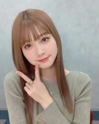 「日に日に可愛くなってく」生見愛瑠、透明感あふれるピースショットに絶賛の声