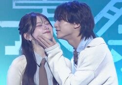 ステージで「チューした！！」付き合って約2年半『今日好き』人気カップル・りんか＆はなみち、抜群のスタイルにも注目集まる「脚細い！」