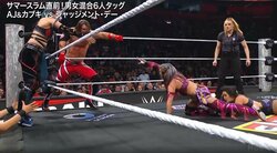 日本人女子スーパースター、緊迫場面で相手を“誘惑”の一コマにファン注目「チラチラ見てる」「さりげなく右足ｗ」