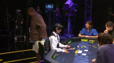 「人間的に勝てない」ポーカー最強芸人アントニー、最強イケメン俳優に完敗で様子がおかしくなる