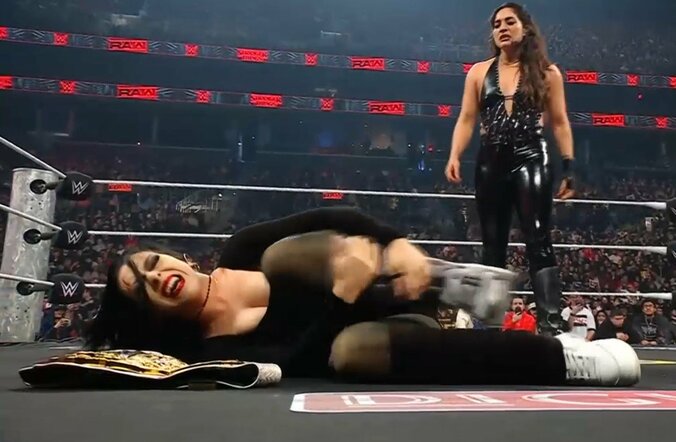 左足を集中攻撃