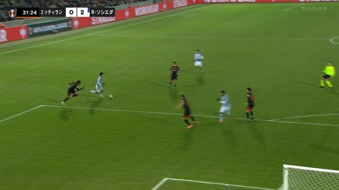 【映像】久保建英にぶちぬかれた“軽すぎ”ディフェンス