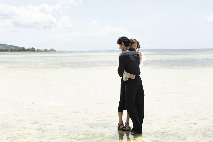 高身長のスタイル抜群美女、ハンサムガイとカップル成立「日本に帰っても一緒に」『シャッフルアイランド Season2』 